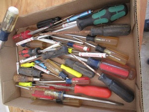 lot 131 image: Screwdrivers