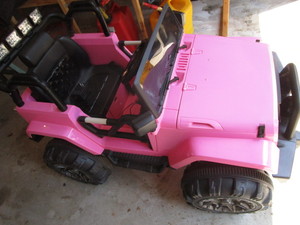 lot 153 image: Barbie Car With Charger