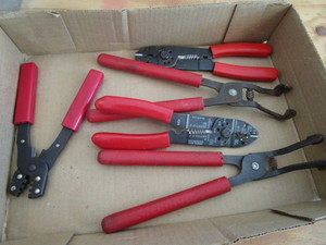 lot 158 image: Wire Cutters & Matco Grabbers