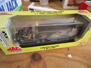 lot 178 image: Matchbox Racing Transport