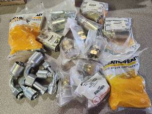 lot 239 image: Weatherhead Hydraulic fittings