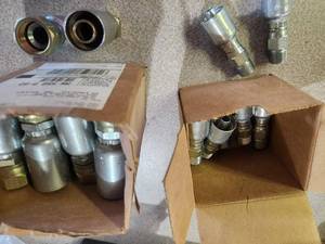 lot 240 image: Hydraulic Fittings