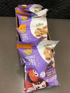 lot 24 image: Earths Best Organic PB&J Bites - Peanut Butter & Grape Flavor 6 bags