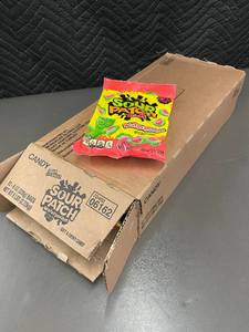 lot 479 image: Sour Patch Kids Watermelon Candy 12 X 8 oz Bags