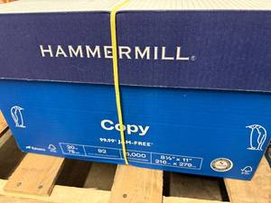 lot 44 image: 5,000 Sheets of Hammermill Copy Paper