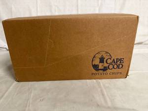 lot 171 image: 6 Bags of Cape Cod Sea Salt Potato Chips