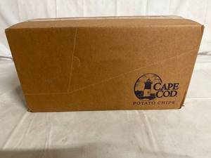 lot 175 image: 6 Bags of Cape Cod Sea Salt Potato Chips