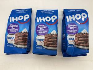 lot 27 image: 3x 12oz Ihop Chocolate Chocolate Chip