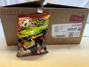 lot 56 image: SSS. 32x 2.75oz Cheetos Flamin Hot Limon Crunchy