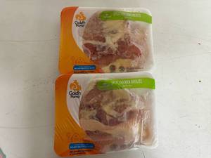lot 70 image: DD.2pkgs Split Chicken Breast
