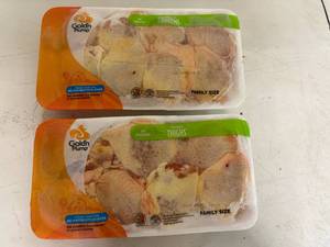 lot 72 image: DD.2pkgs Split Chicken Breast