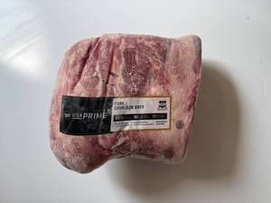 lot 98 image: CC. 8.50lbs USA Prime Pork Shoulder Butt