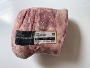 lot 101 image: CC. 9.15lbs USA Prime Pork Shoulder Butt