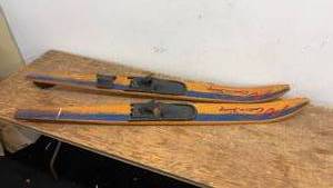 lot 31 image: Pair of Vintage Cypress Gardens Water Skis