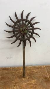 lot 34 image: Vintage Rotary Hoe Wheel with Metal Tines