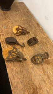 lot 51 image: Collection of 5 Vintage Metal and Wood Block Pulleys