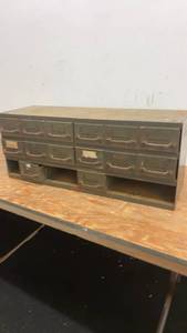 lot 117 image: Vintage Industrial Metal Drawer Cabinet with Divided Compartments