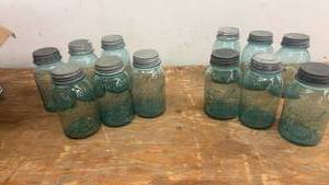 lot 134 image: Set of 12 Vintage Ball Perfect Mason Jars with Zinc Lids
