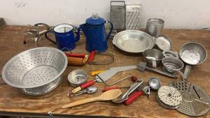 lot 155 image: Collection of Vintage Kitchen Utensils and Cookware Set