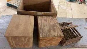 lot 197 image: Set of 3 Vintage Wooden Boxes and One Wooden Egg Crate
