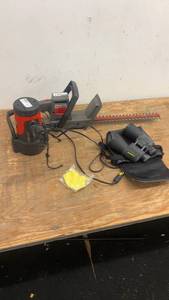 lot 237 image: Sears 16 Hedge Trimmer and Bushnell Binoculars Set