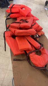 lot 239 image: Lot of 10 Adult Standard Orange Life Vests