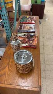 lot 257 image: Cynthia Rowley Lush Leopard Bar Set and Assorted Coffee Table Books