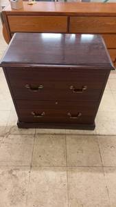 lot 271 image: 2-Drawer Wooden Filing Cabinet