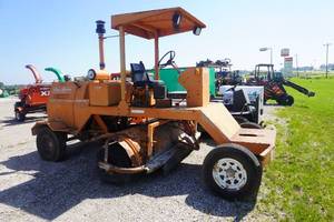 lot 14 image: 1997 Broce Broom Model RC300 Diesel Powered Street Sweeper