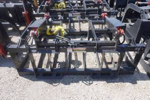 lot 21 image: Brand New Universal Mount Bobcat Skid Loader Skid Steer 68 Root Grapple Bucket