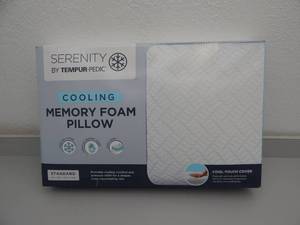 lot 27 image: Tempur-Pedic Serenity Cooling Memory Foam Pillow