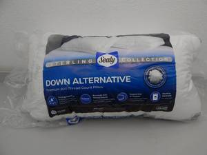 lot 31 image: Set of 2 Sealy King Down Alternative Pillows