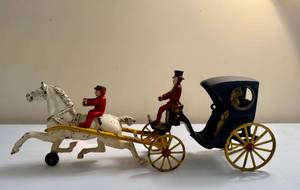 lot 2 image: Antique Kenton Cast Iron Horse-Drawn Hansom Cab Toy