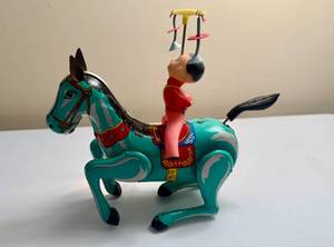 lot 8 image: Vintage Tin Wind-Up Toy - Acrobat on a Horse