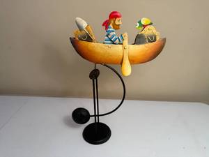 lot 17 image: Balance Toy Pirate with Parrot