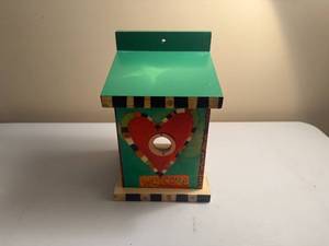 lot 45 image: Wood Decorative Bird House