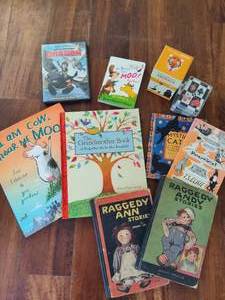 lot 182 image: Asst Lot of Childrens Entertainment Items