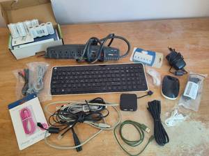lot 186 image: Huge Lot of Misc Office Supplies