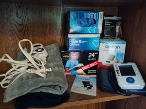 lot 192 image: Lot of Asst Medical SuppliesPersonal Care Items
