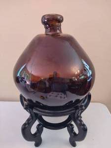 lot 196 image: XL Amber Glass Vase on Stand
