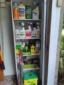 lot 229 image: Lot of Lawn ChemicalsPlant FoodEtc