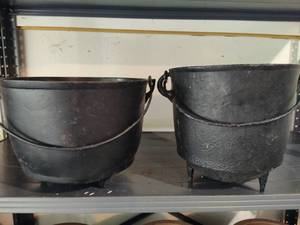 lot 231 image: Two Iron Cauldrons