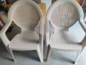 lot 242 image: Two Plastic Patio Chairs