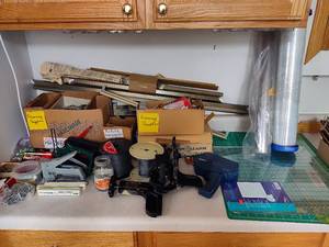 lot 324 image: Large Lot of Framing Supplies