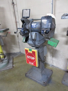 lot 616 image: BALDOR PEDESTAL, DUAL GRINDERBUFFER