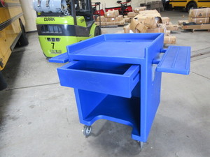 lot 628 image: CAMBRO, POS, MOBILE EQUIPMENT CART