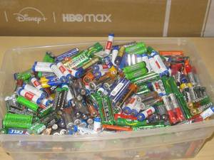 lot 59 image: 16 Pounds AAA Batteries Over 500 Pair Of Batteries