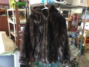 lot 180 image: Gallery - Womens XS FurFaux Fur Coat - Chocolate Brown
