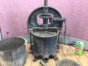 lot 265 image: Antique Enterprise - Food Press - Appears Fairly There