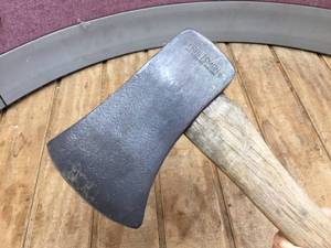 lot 267 image: Vintage Craftsman Axe - Good